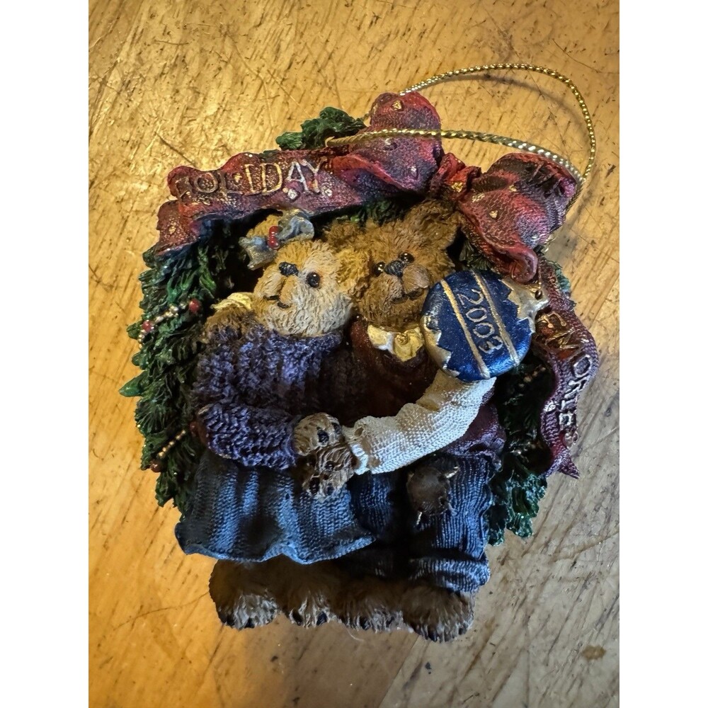 Boyds Bears & Friends “Holly & Barry” 2003 Christmas Ornament ~ Mint Cond.